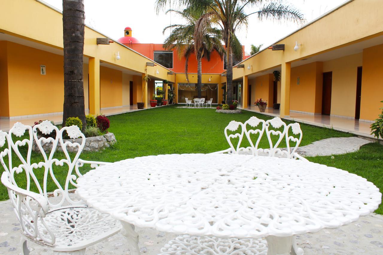 Hotel Real De Cortes Los Reyes  Exterior photo